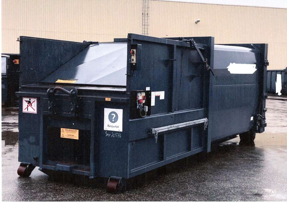 -Kita- Avermann, waste containers