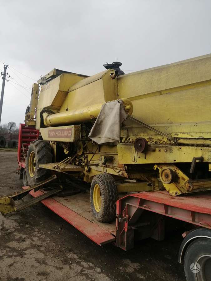 New Holland 8050
