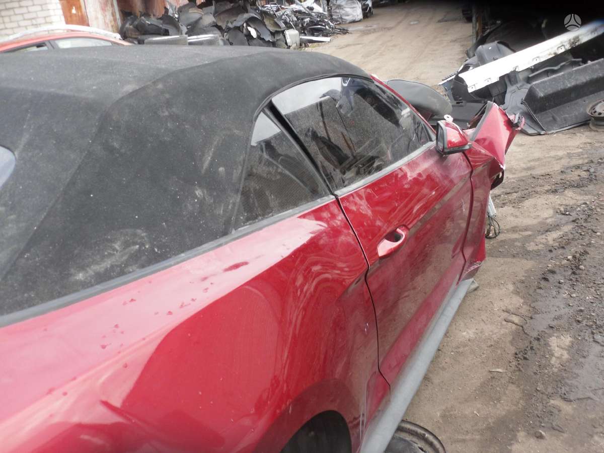 Ford Mustang по частям