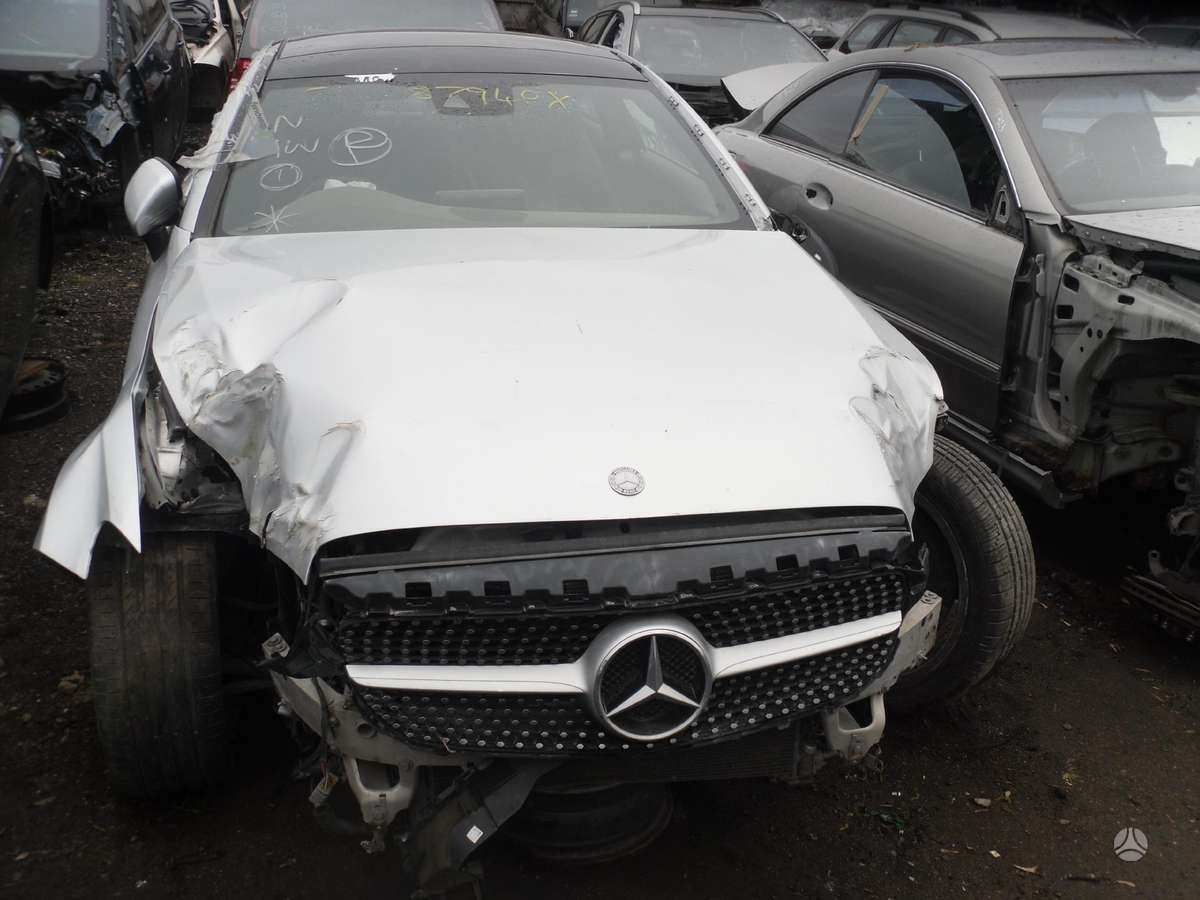Mercedes-Benz C klasė по частям