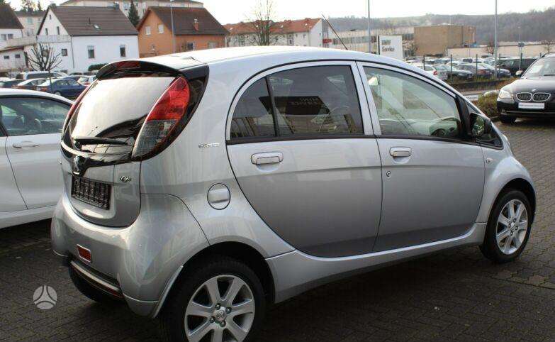 Peugeot iOn dalimis. Europa