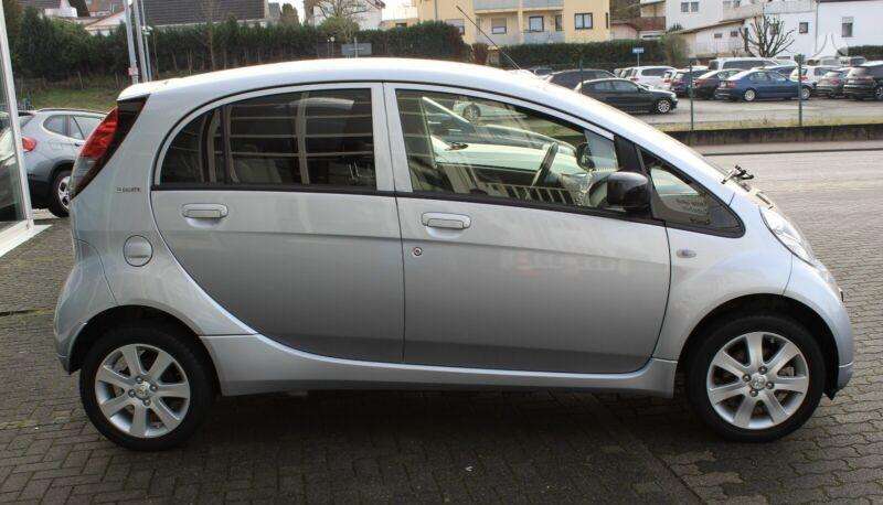 Peugeot iOn dalimis. Europa