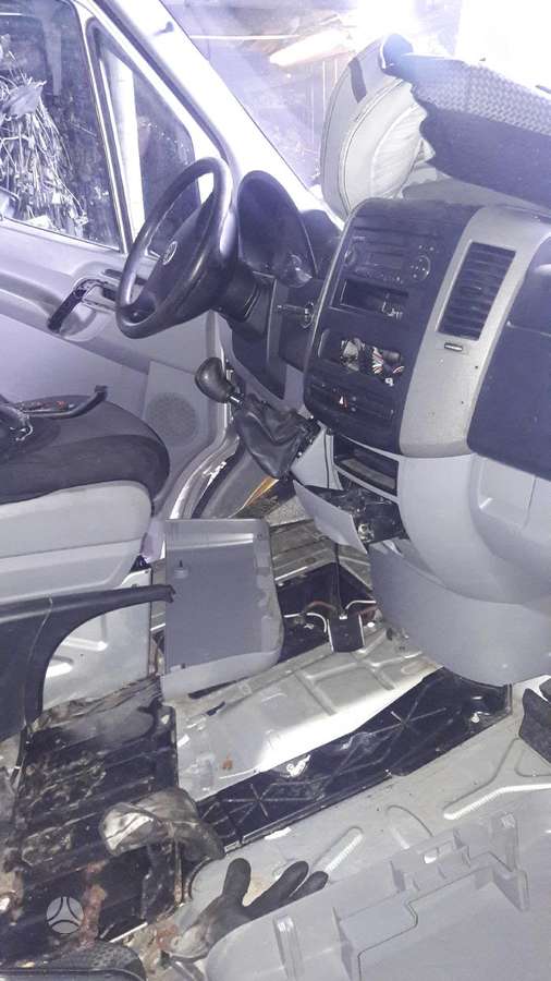 Volkswagen Crafter, cargo vans