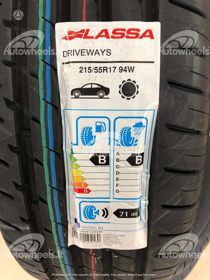 Lassa Driveways, летние 215/55 R17