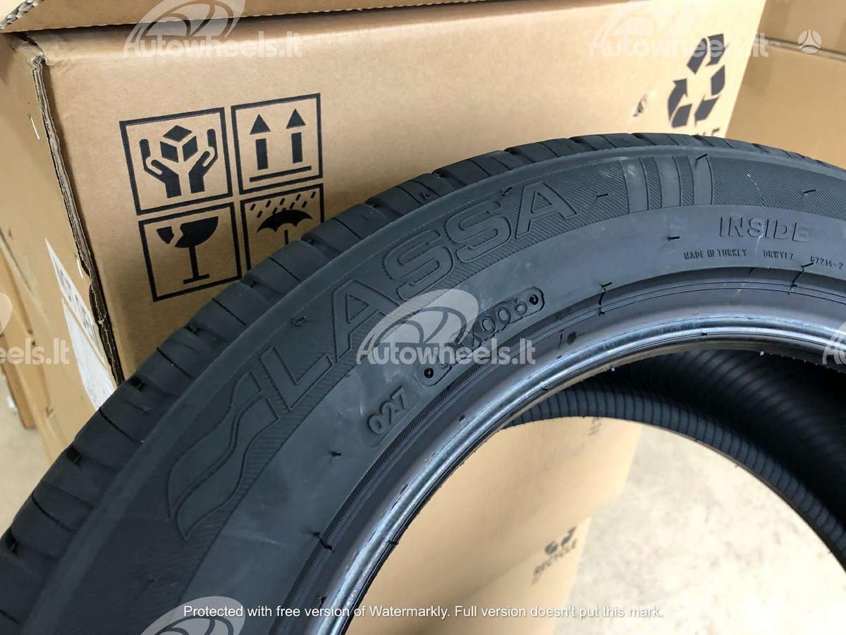 Lassa Driveways, summer 215/55 R17