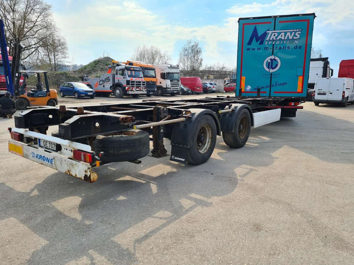 Krone, flatbed