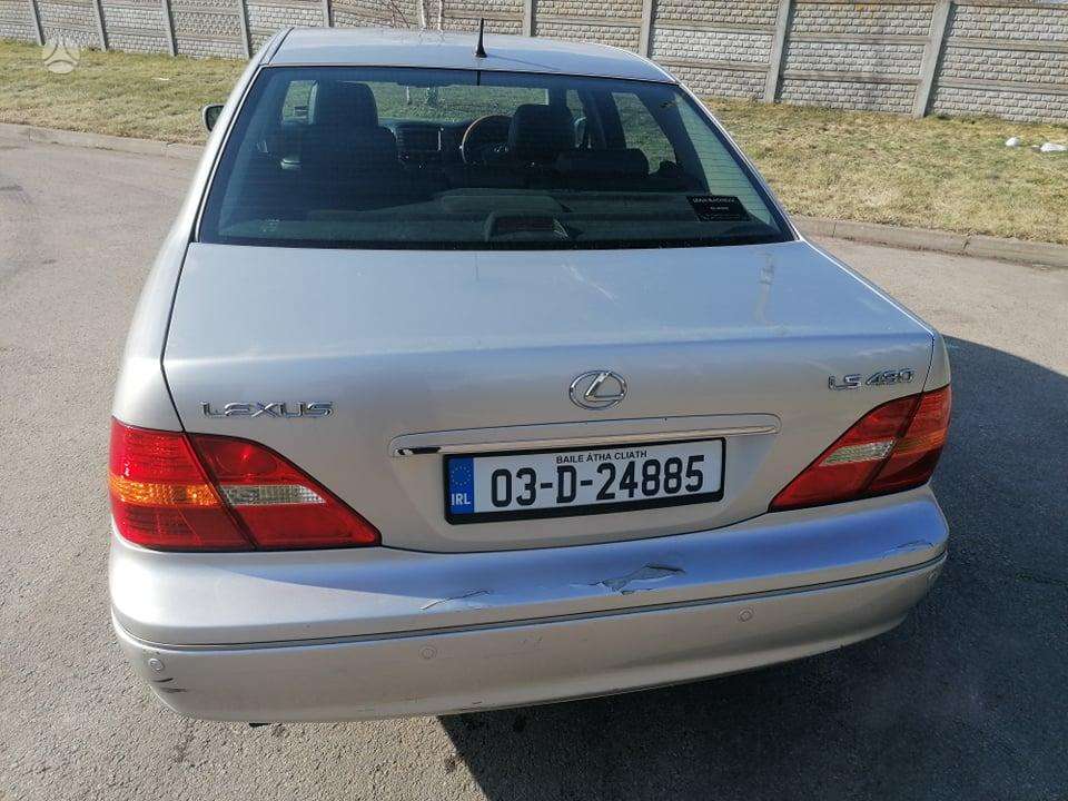 Lexus LS 430