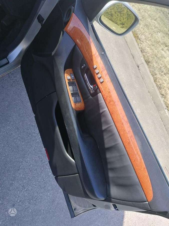 Lexus LS 430