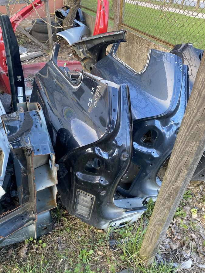 Volvo XC60 frame rails (fornt, rear)