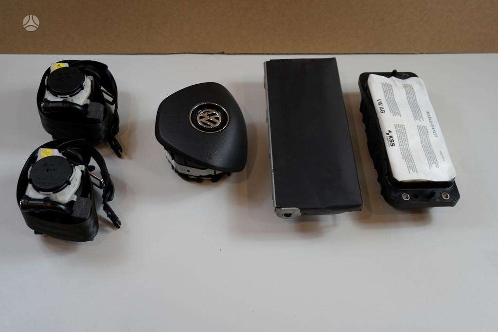 Volkswagen Passat body parts