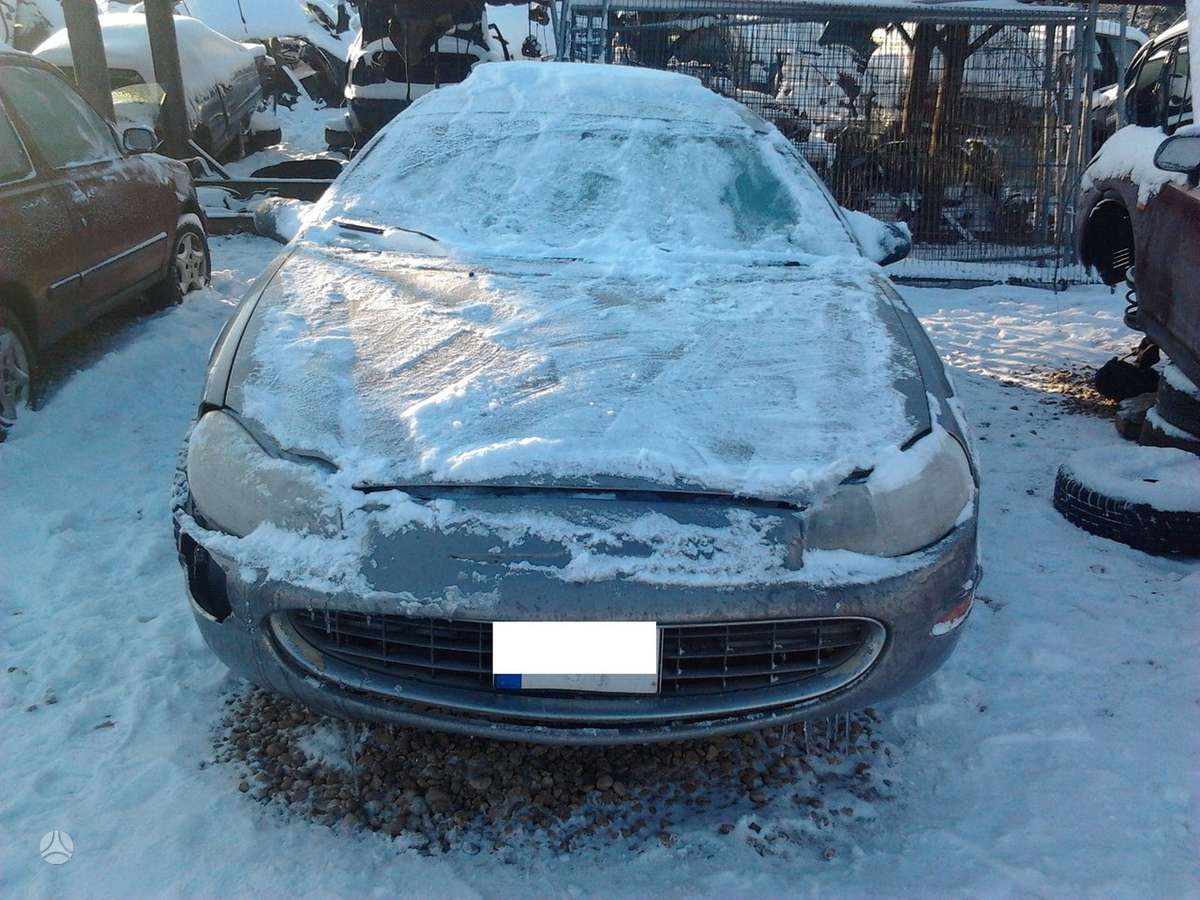 Chrysler Concorde dalimis. Dalimis chrysler concorde 1999 3 2l benzinas automatas