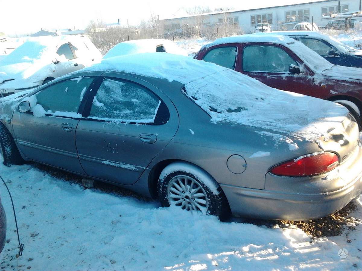 Chrysler Concorde dalimis. Dalimis chrysler concorde 1999 3 2l benzinas automatas