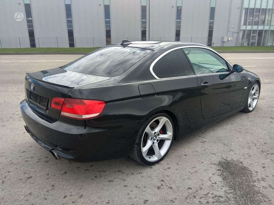BMW 335 dalimis. Spalvos kodas 475