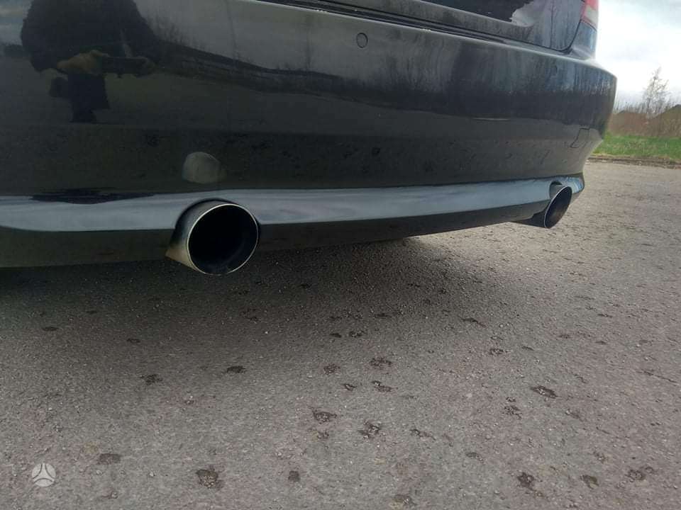 BMW 335 dalimis. Spalvos kodas 475