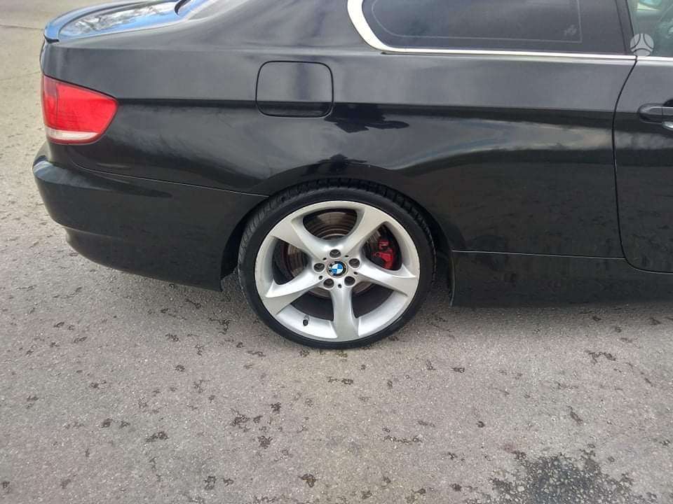 BMW 335 dalimis. Spalvos kodas 475