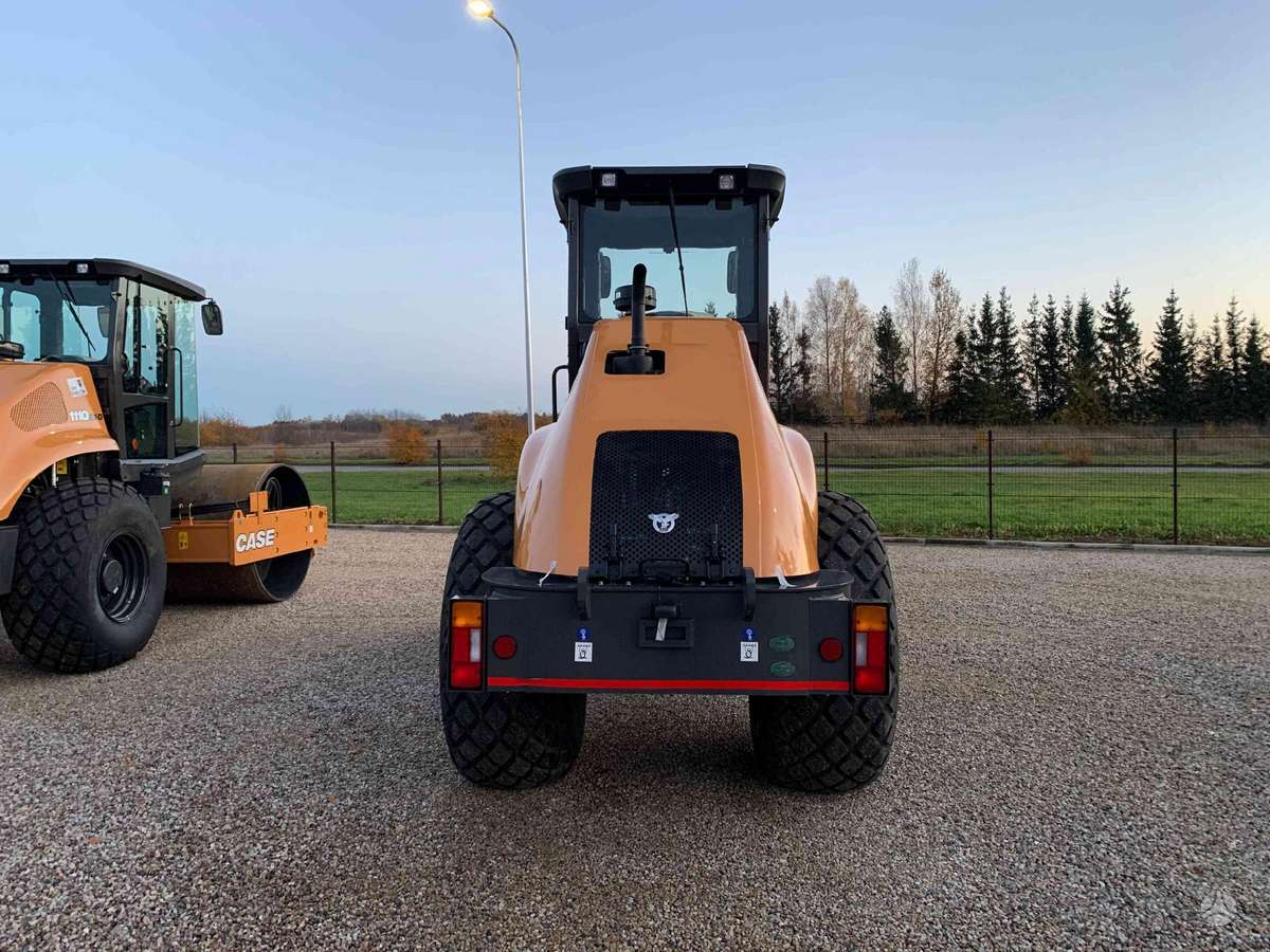 Case 1110, construction and road construction equipment rental