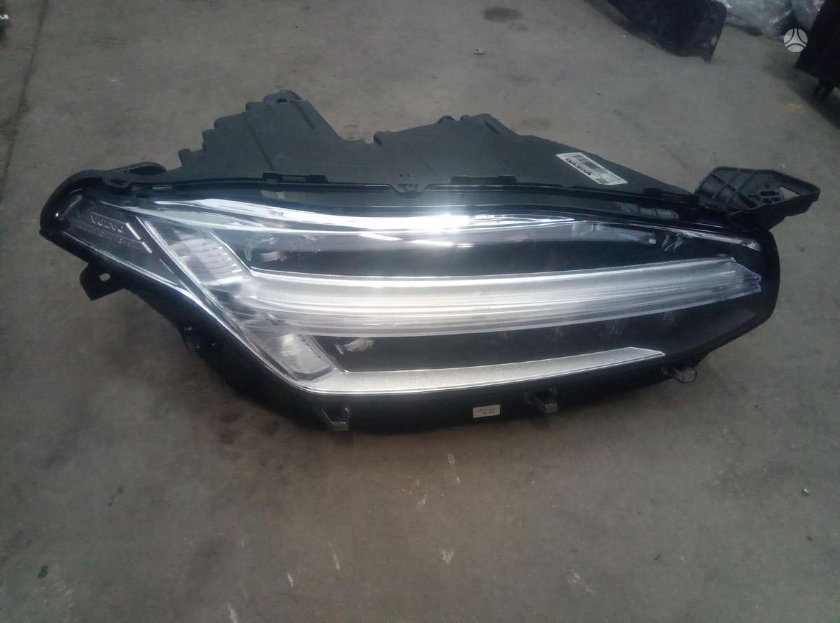 Volvo XC90 детали кузова