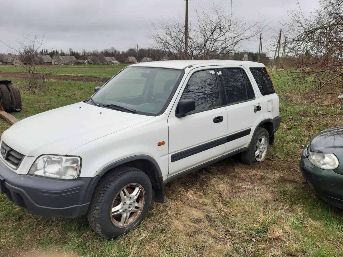 Honda CR-V rezerves daļās