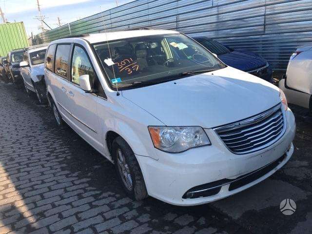 Chrysler Town & Country по частям