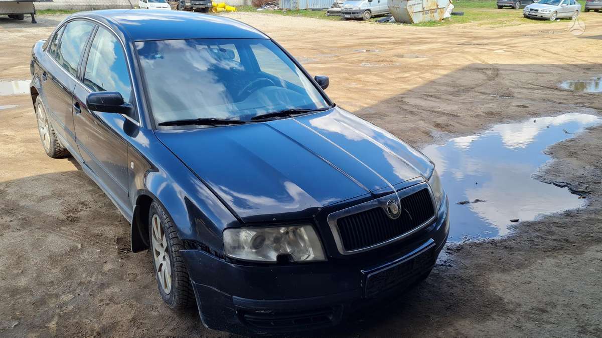Skoda Superb for parts