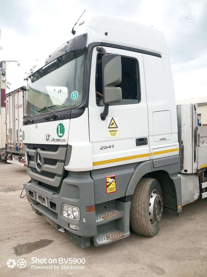 Mercedes-Benz ACTROS, тягачи