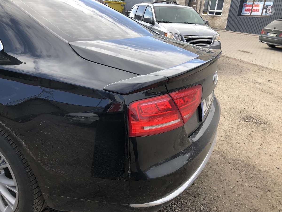 Audi A8 spoilers