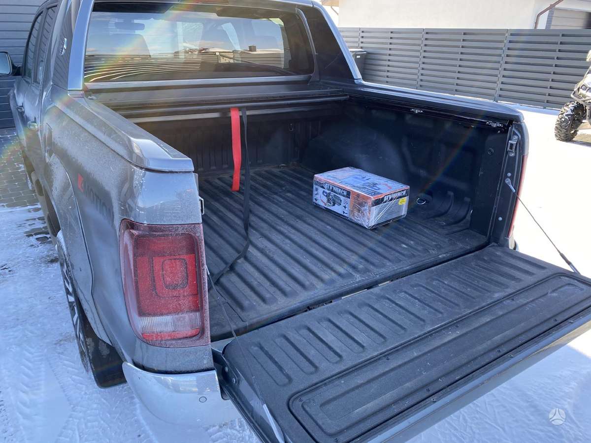 Volkswagen Amarok hood (front, rear)