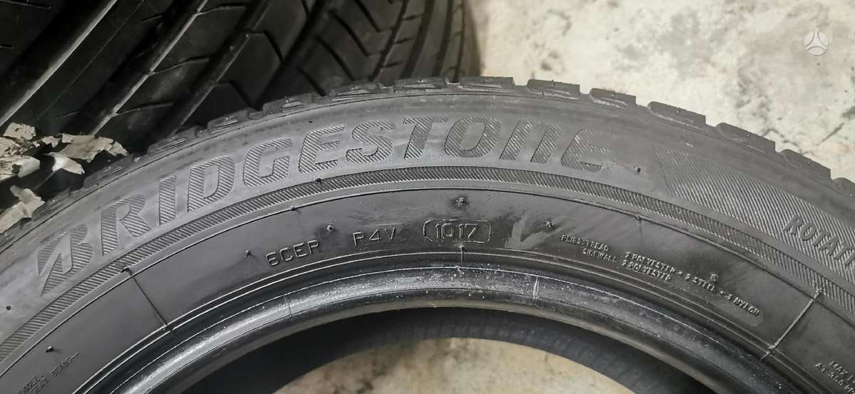 Bridgestone, winter 215/60 R17