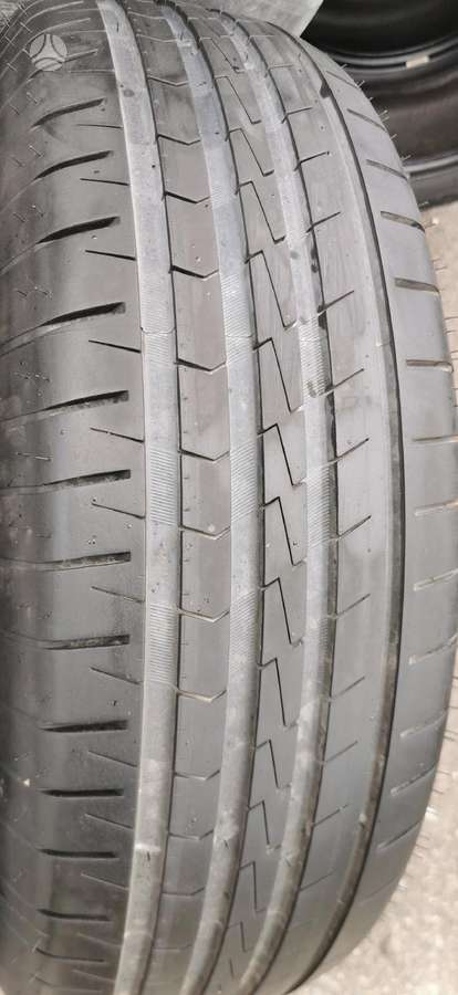 Vredestein, vasarinės 215/60 R17