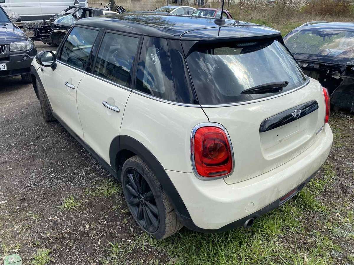 Mini Cooper по частям. Dalimis mini cooper