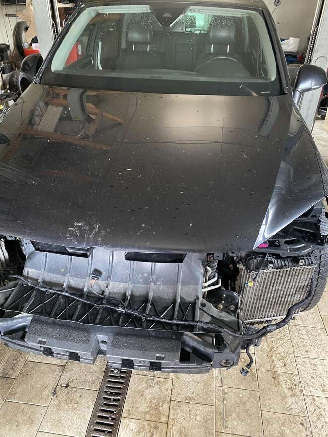 Volkswagen Touareg Automobilis dalimis r20 r line ratai distronikai ...