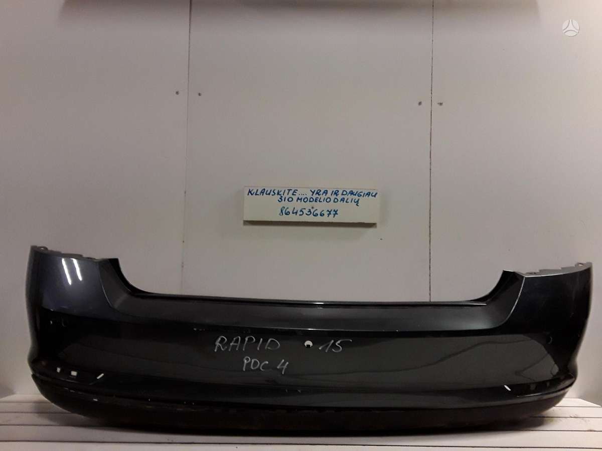 Skoda Rapid dalimis