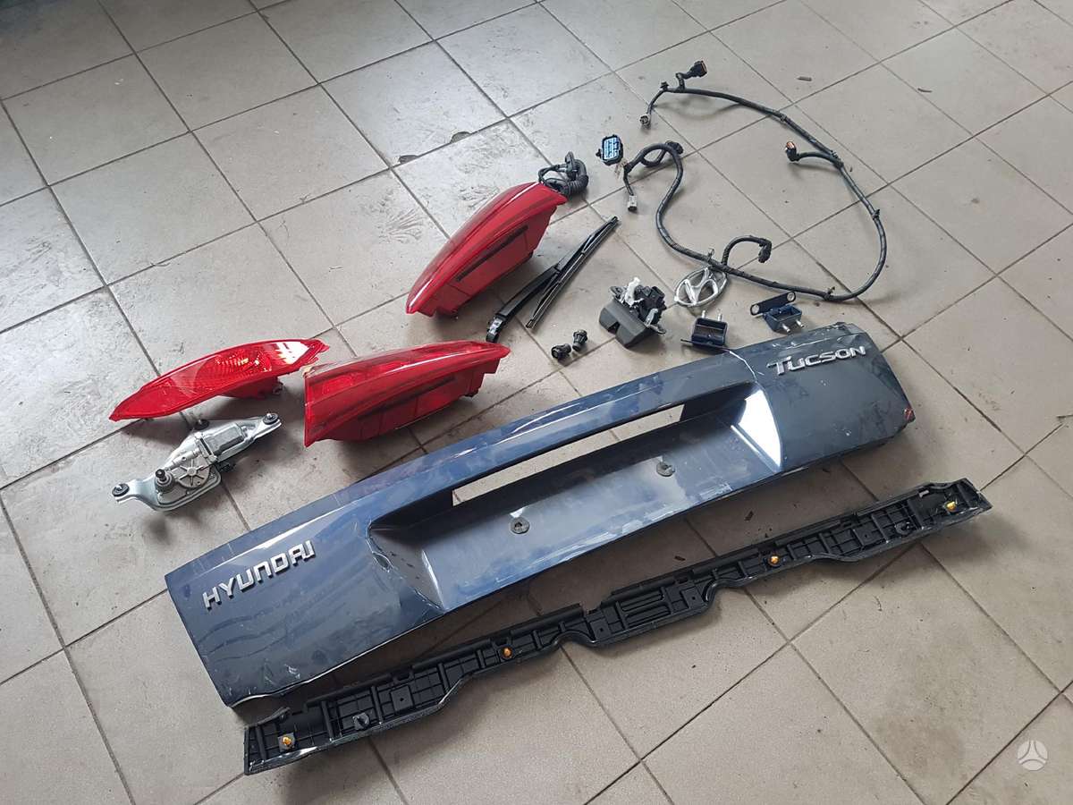 Hyundai Tucson hood (front, rear), lights