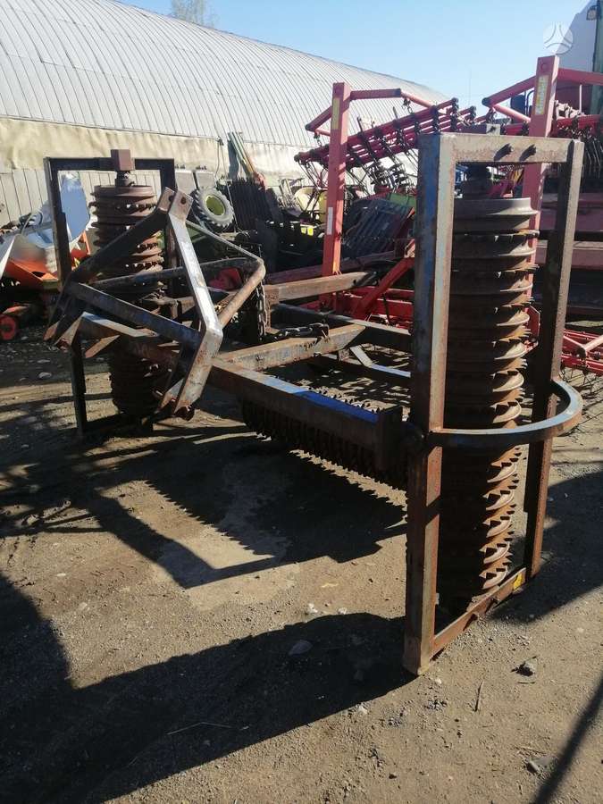 Dalbo ROLLER, dirvos tankinimo, lyginimo volai