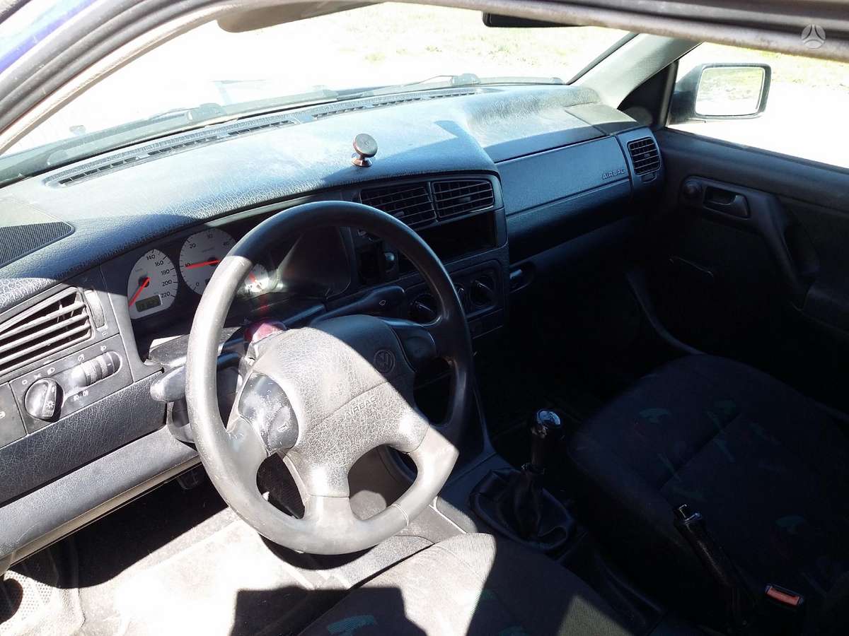 Volkswagen Golf по частям