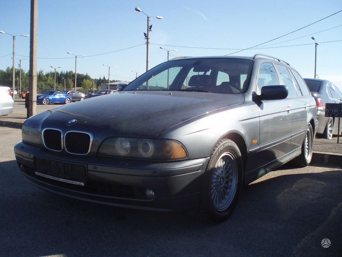 BMW 520 по частям