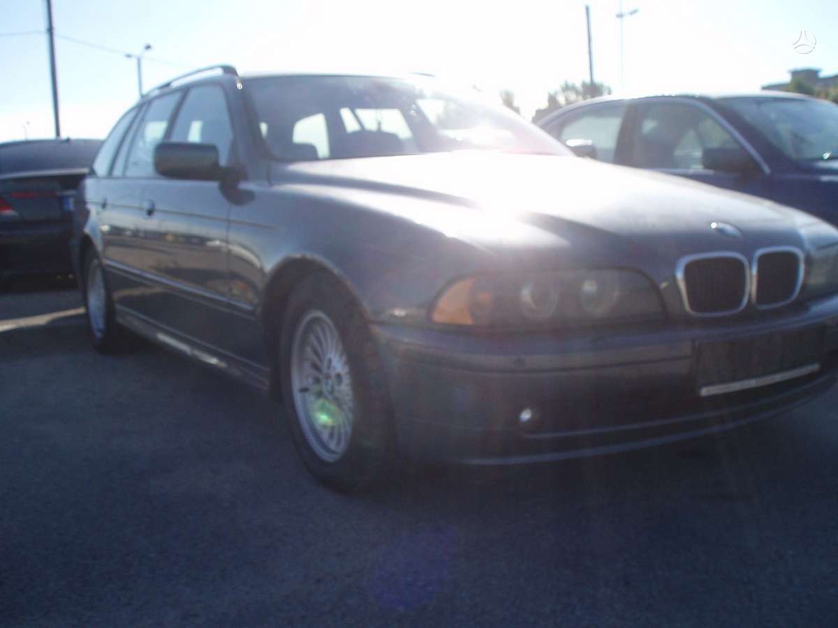 BMW 520 по частям