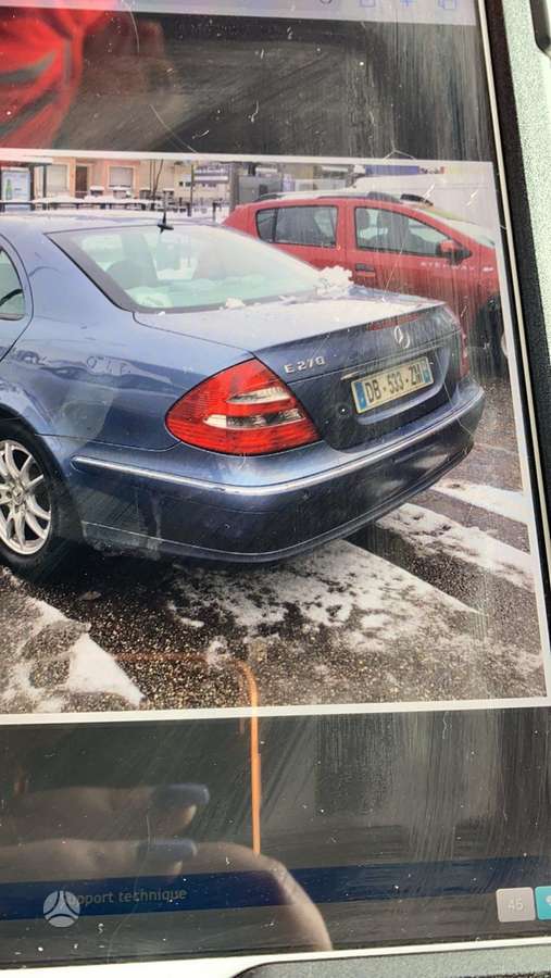 Mercedes-Benz E klasė 37069885048