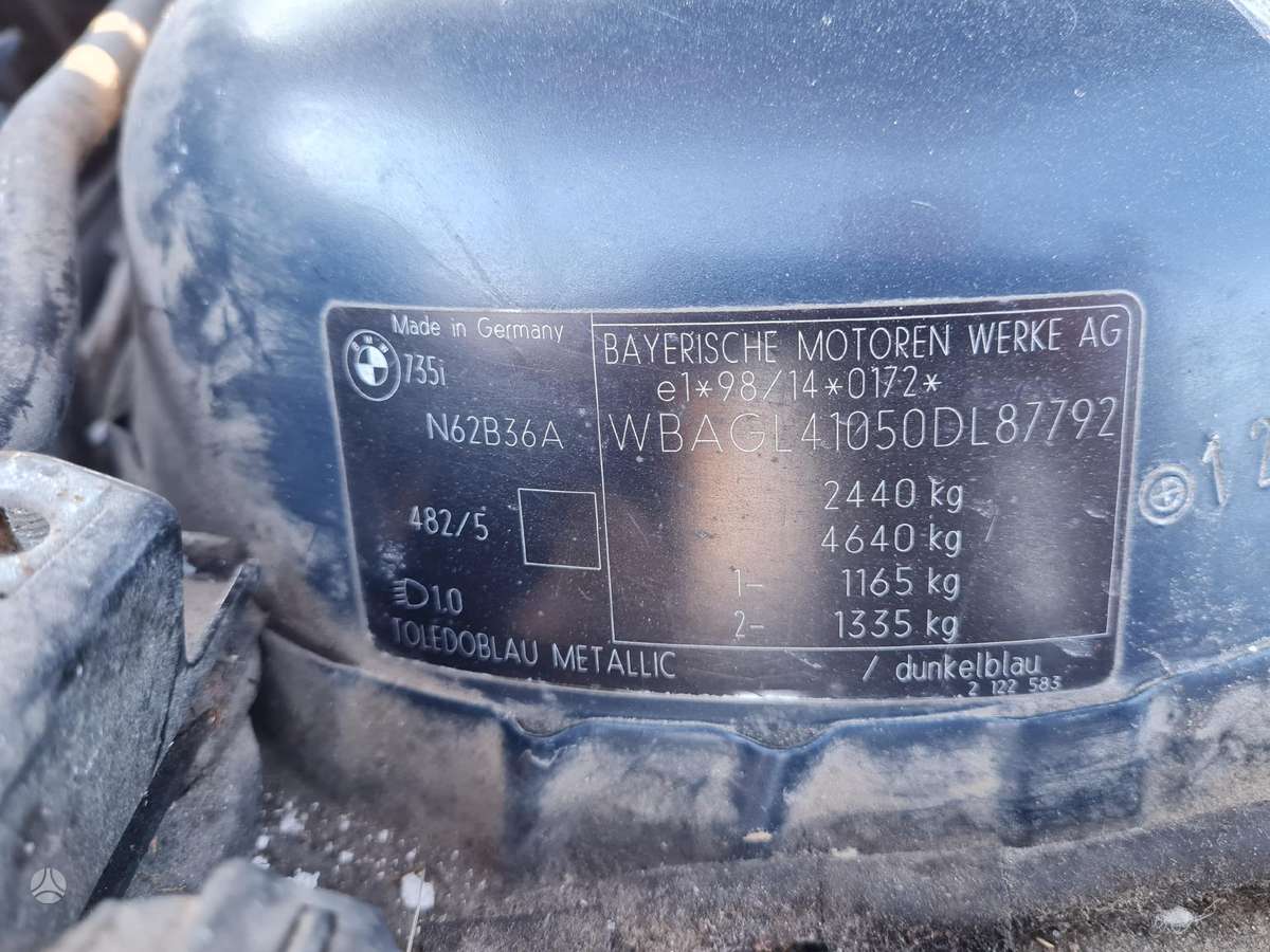 BMW 735