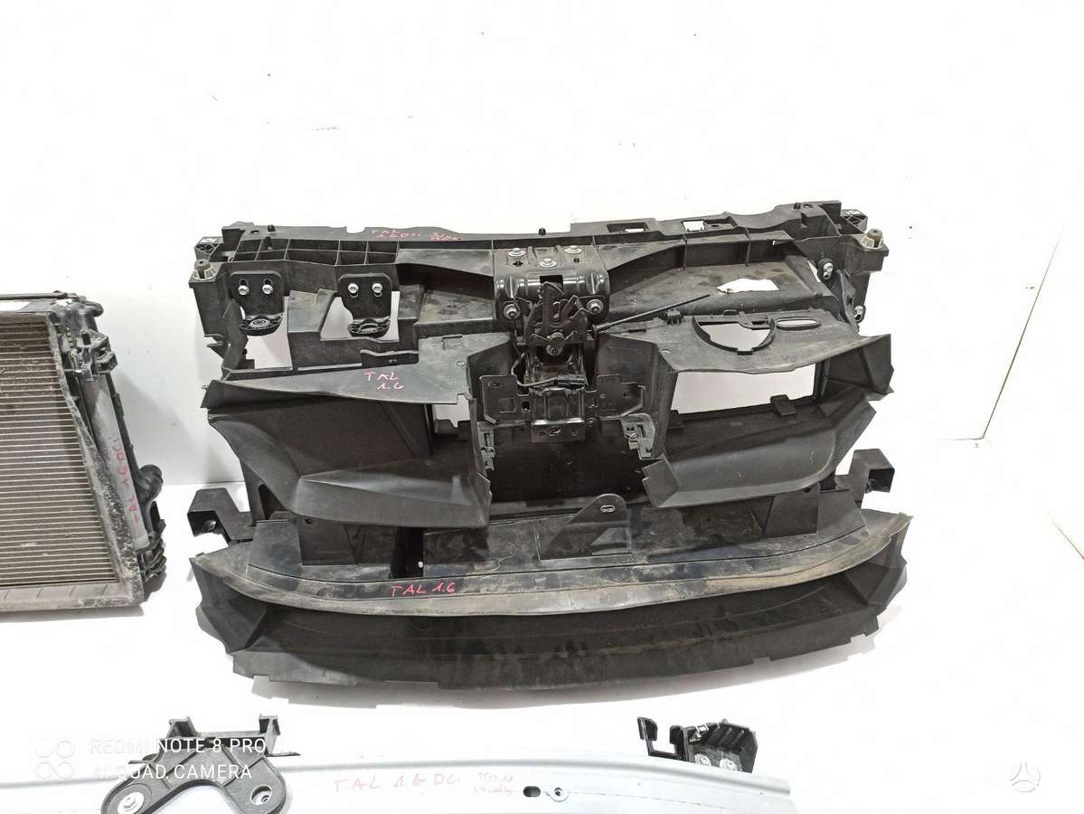 Renault Talisman apdailos detalės