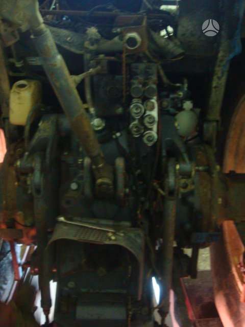 New Holland 8560