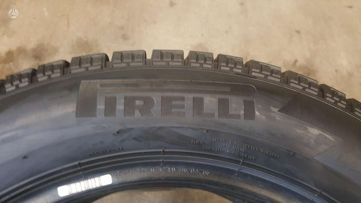 Pirelli IceZero TM STUDLESS apie 9mm, winter 235/55 R17