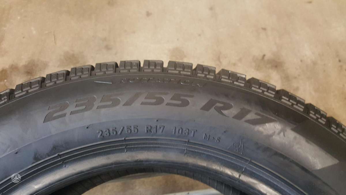 Pirelli IceZero TM STUDLESS apie 9mm, winter 235/55 R17