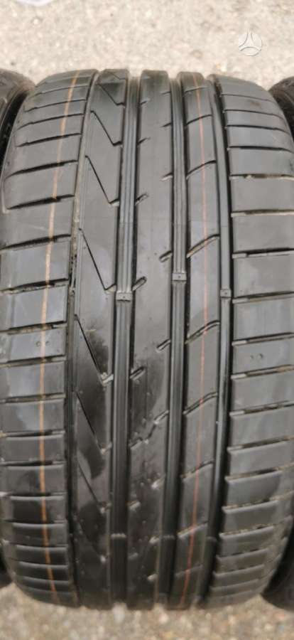 Hankook, summer 245/35 R19