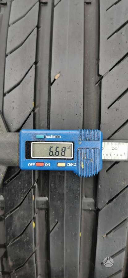 Continental, летние 235/40 R19