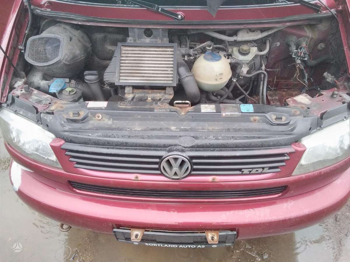 Volkswagen Caravelle по частям