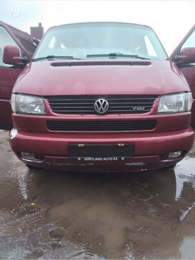 Volkswagen Caravelle по частям