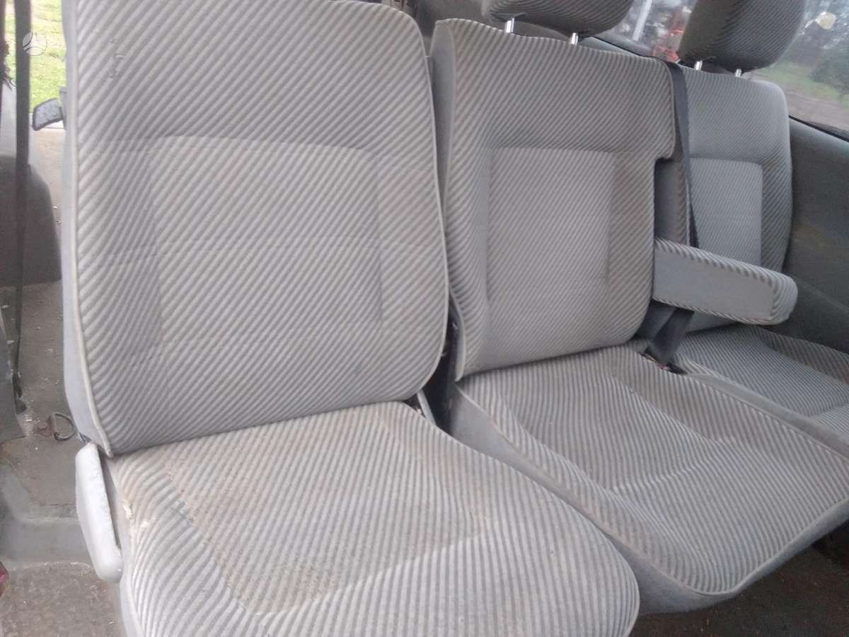 Volkswagen Caravelle по частям