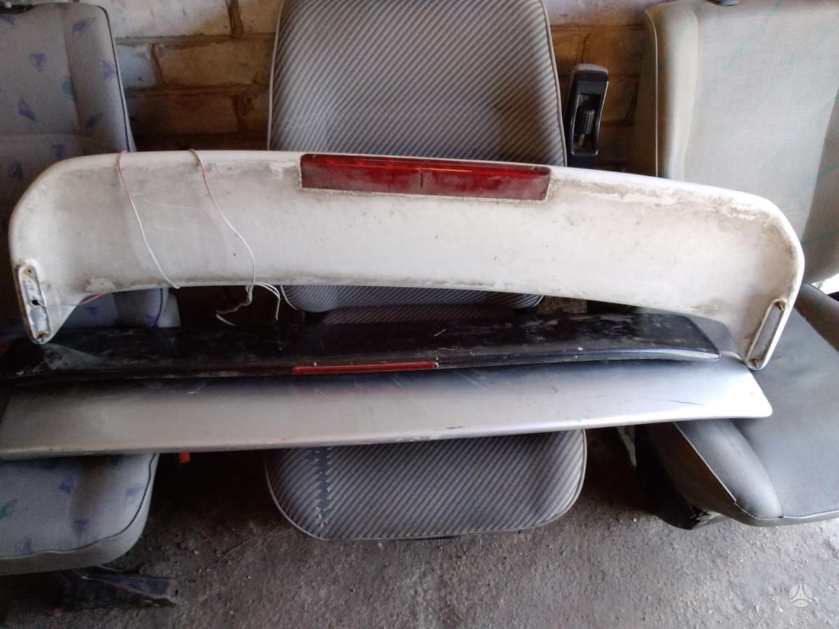 Volkswagen Caravelle по частям
