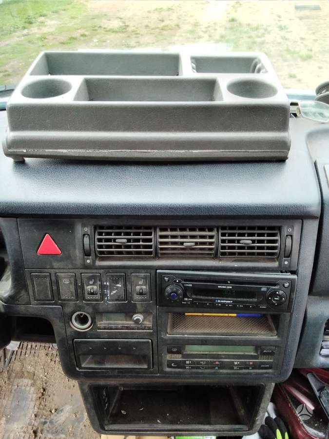 Volkswagen Multivan dalimis